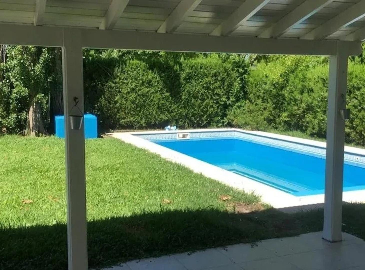 Foto de Casa en alquier en Barrio Los Jazmines Pilar Del Este, imagen 1