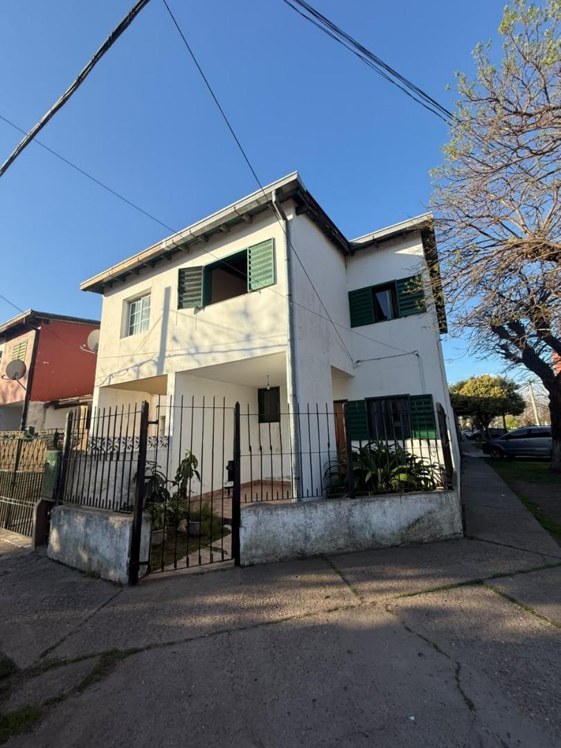 Venta Dúplex 4 ambientes con Escritura Longchamps