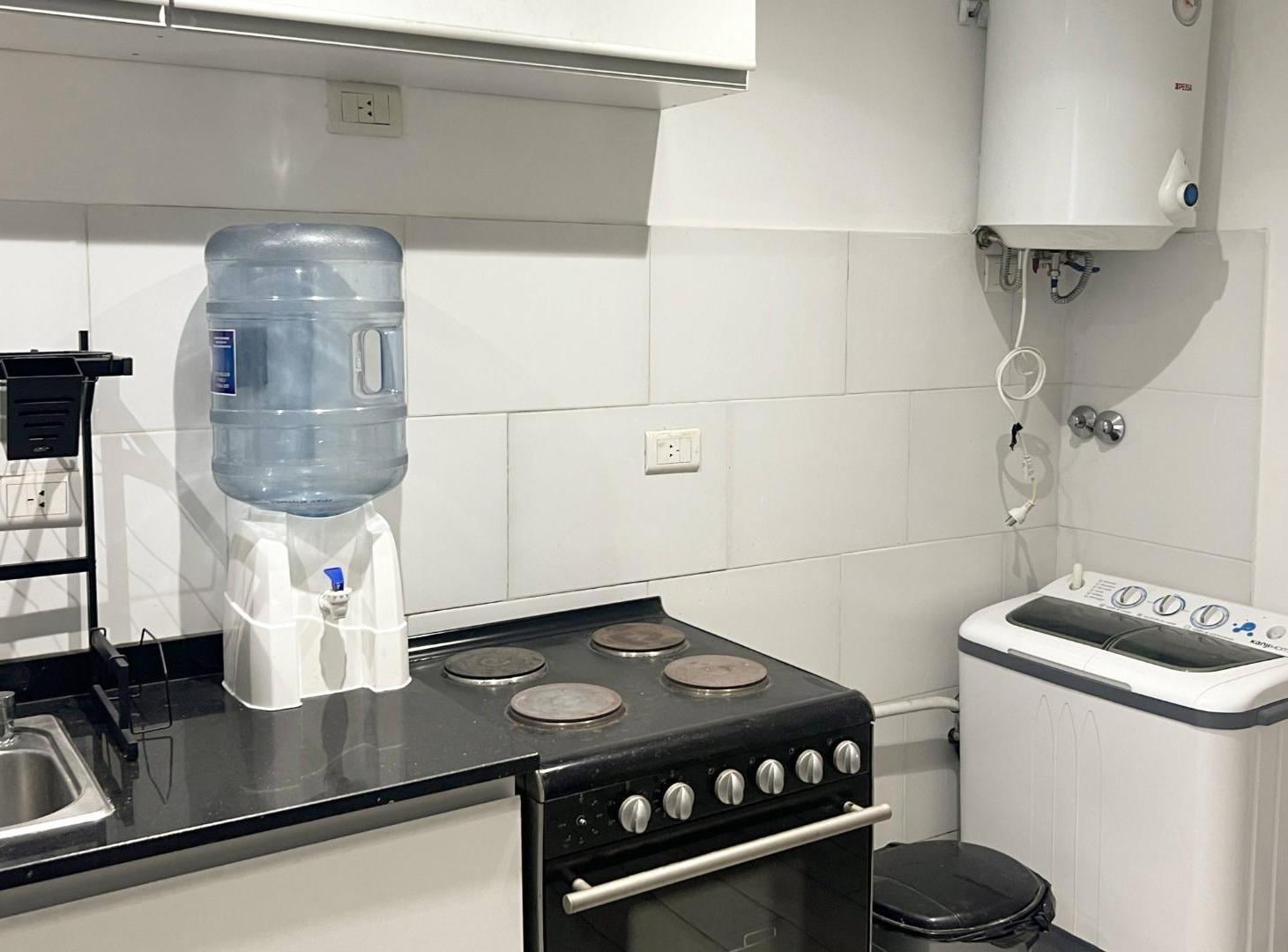 Foto de Departamento 2 ambientes con balcón 40 m2. Alq. 12/24 meses, imagen 1