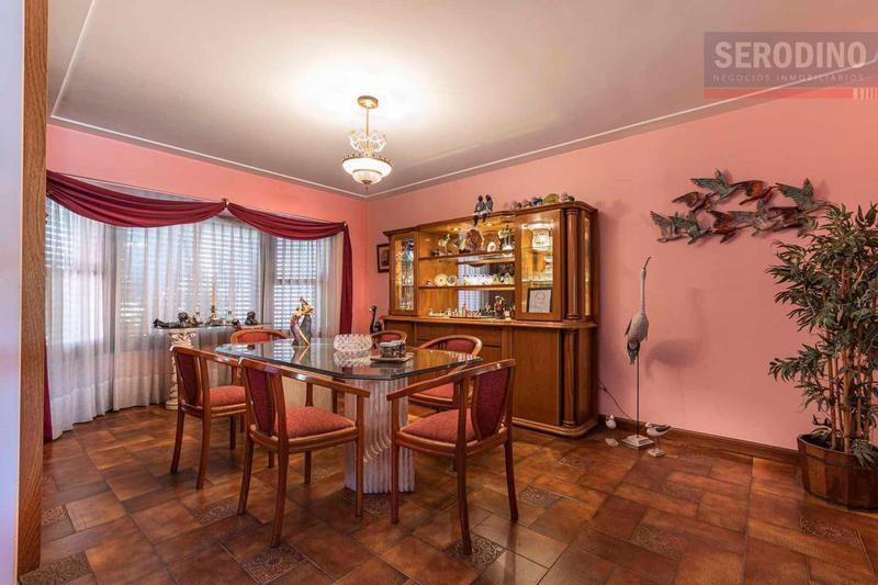 Casa de 5 Ambientes con Patio y Piscina 3