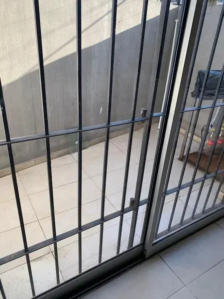 Departamento de dos ambientes a metros de la estación de Bernal 1