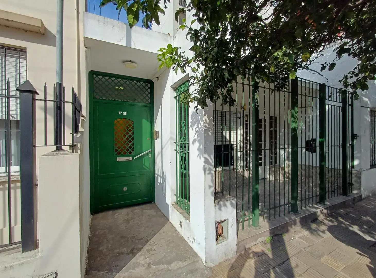 PH 3 AMB EN P B – APTO CRÉDITO – S-EXPENSAS – FTE A LA UNIV CATÓLICA – BERNAL CENTRO. 5