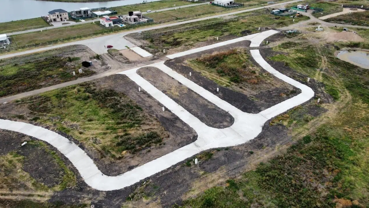 Terreno en Pueblos del Plata Country Club 4