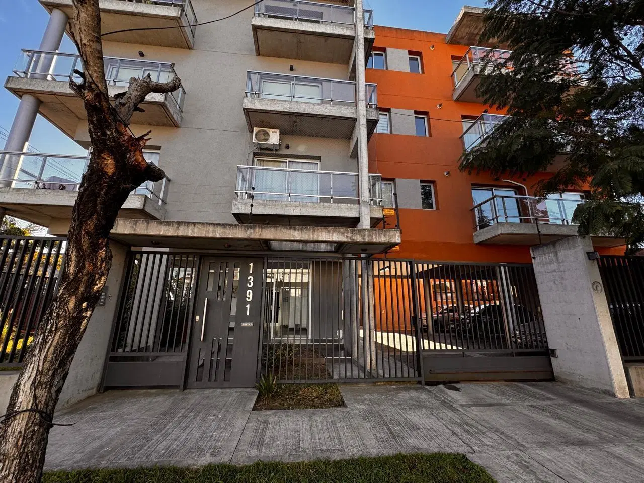 Departamento en Bernal Este 1