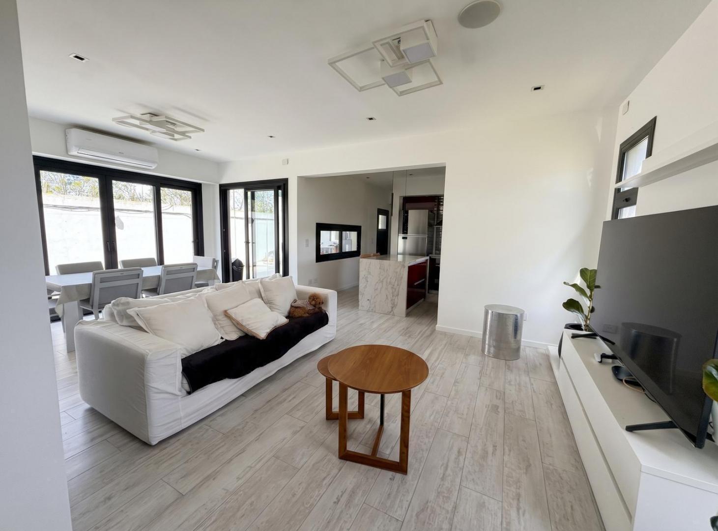 Foto de Casa Domotizada en Barrio Los Troncos, imagen 5