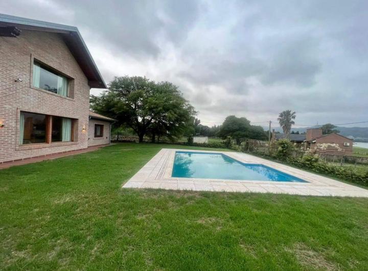 ALQUILER TEMPORARIO VACACIONES EN VILLA LAGO AZUL A MINUTOS CARLOS PAZ 1