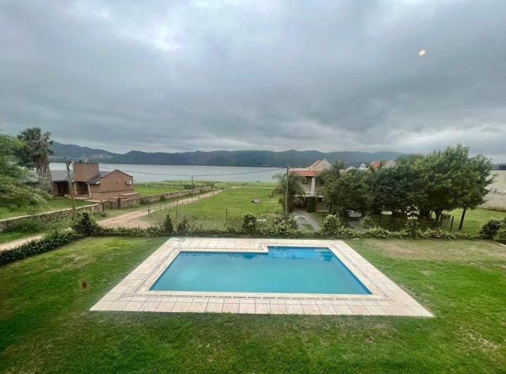 ALQUILER TEMPORARIO VACACIONES EN VILLA LAGO AZUL A MINUTOS CARLOS PAZ 2