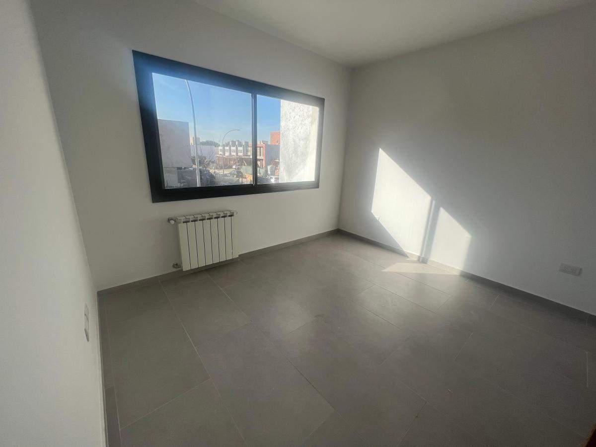VENTA DUPLEX 3 DORMITORIOS EN GREENVILLE 2 ZONA SUR