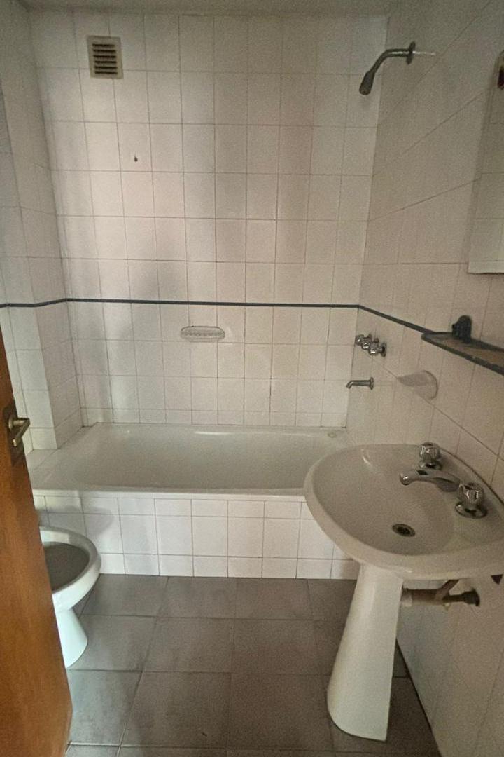 Foto de VENTA DEPARTAMENTO 1 DORMITORIO EN NUEVA CORDOBA, imagen 2