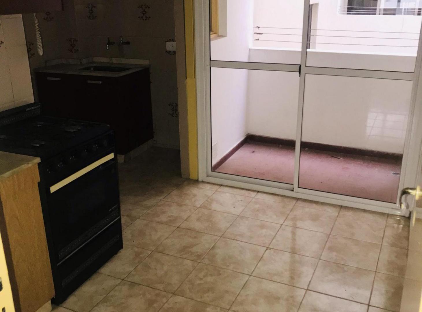 Foto de ALQUILER DEPARTAMENTO 2 DORMITORIOS A METROS DE CAÑADA Y PATIO OLMOS, imagen 4