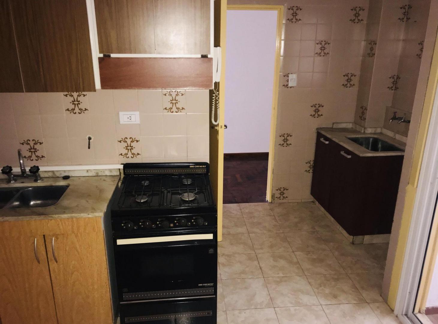 Foto de ALQUILER DEPARTAMENTO 2 DORMITORIOS A METROS DE CAÑADA Y PATIO OLMOS, imagen 2