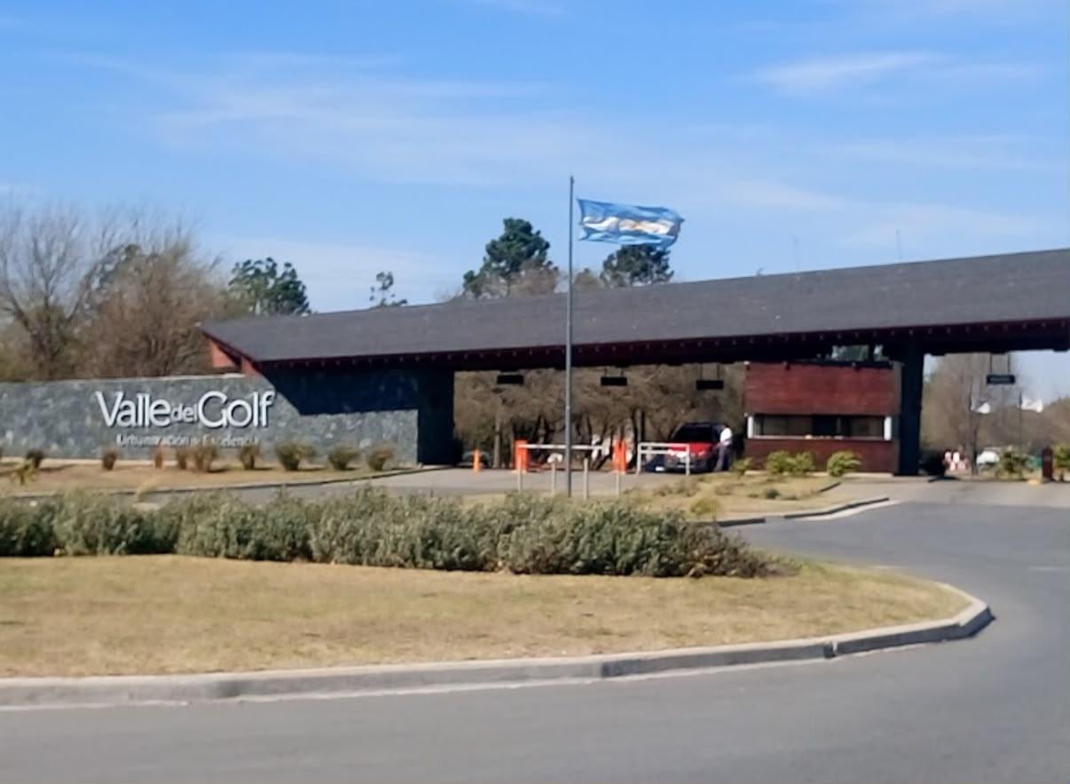 Foto de VENTA CASA EN CONSTRUCCION EN VALLE DEL GOLF SE ACEPTA PERMUTA, imagen 1