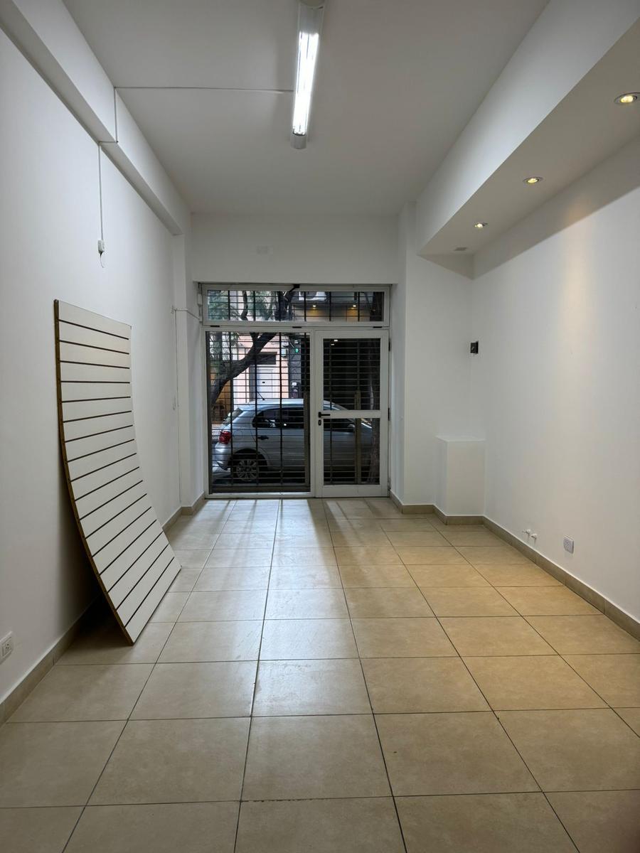 Local en venta con cochera