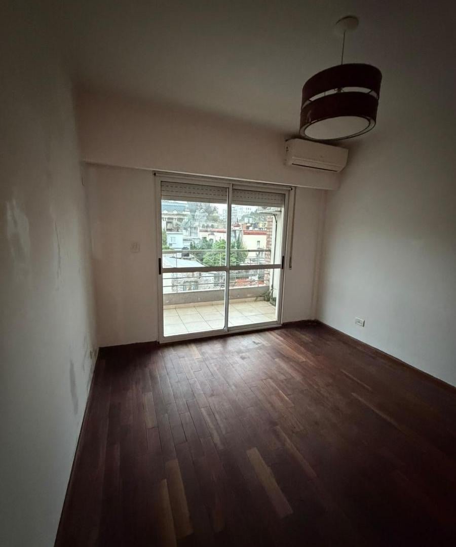 Foto de Departamento un dormitorio con cochera en alquiler, imagen 3