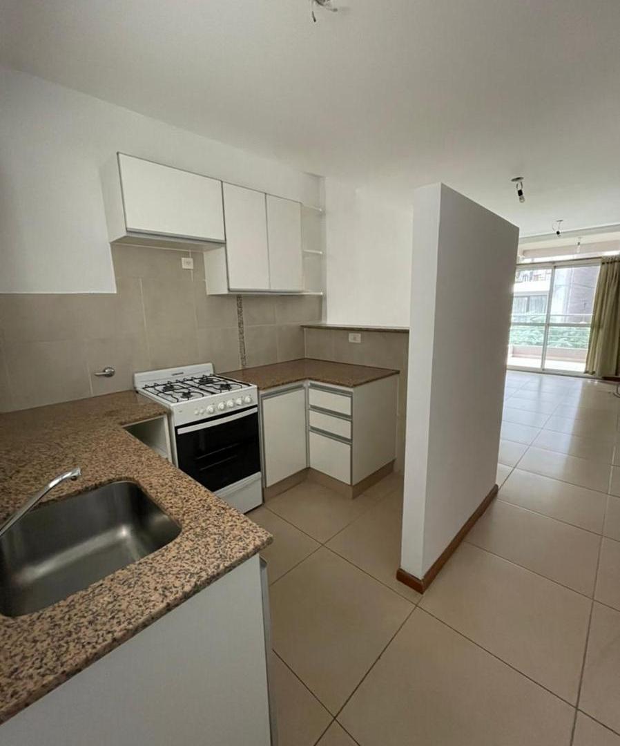 Foto de Departamento un dormitorio con cochera, imagen 2