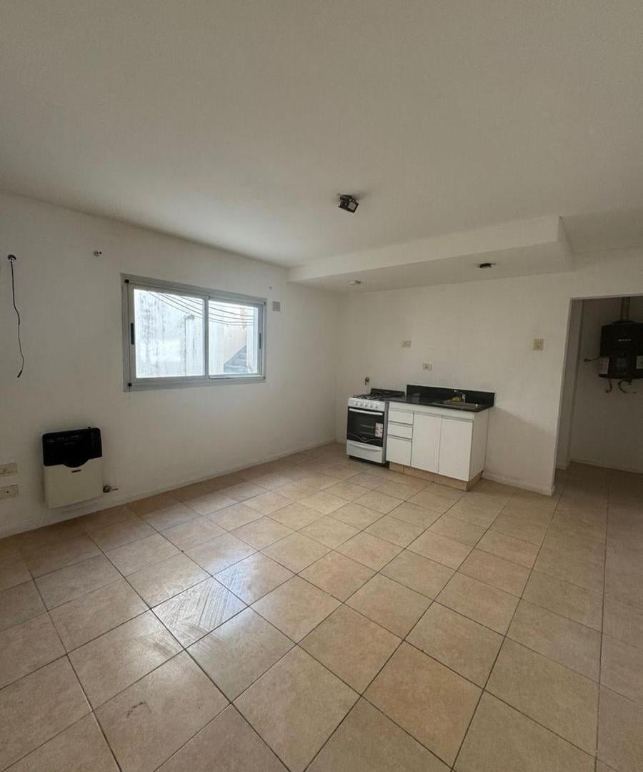 Foto de Departamento monoambiente en planta baja, imagen 1