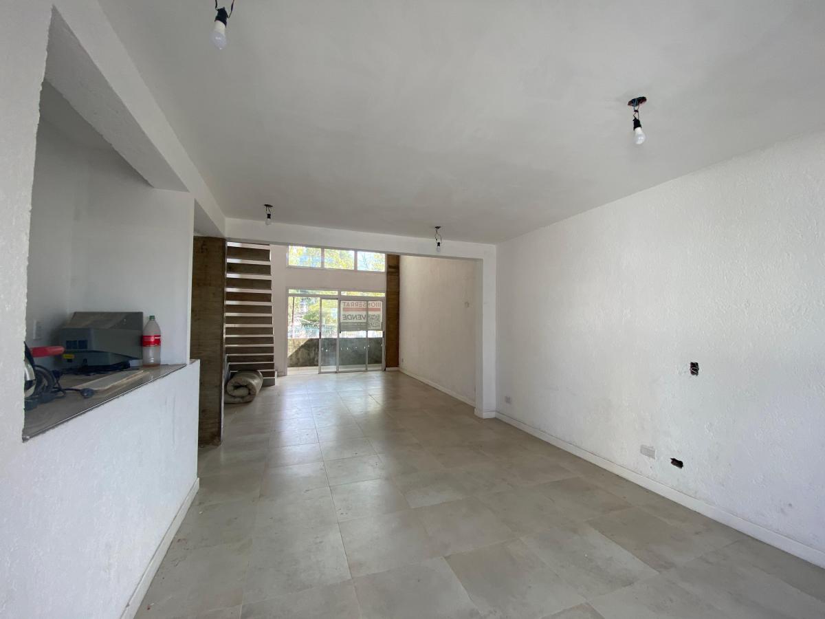 Amplio Duplex Frontal en Venta en Complejo Privado Sobre Boulogne Sur Mer 1