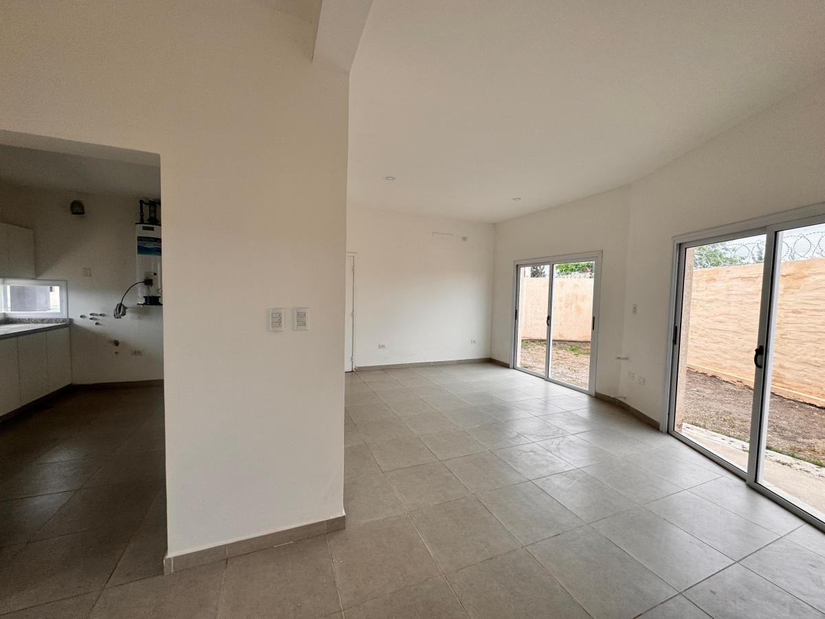 Apto Crédito! Dúplex a Estrenar en Venta en Las Cortaderas 3. 3 Dorm. Gllén. 1