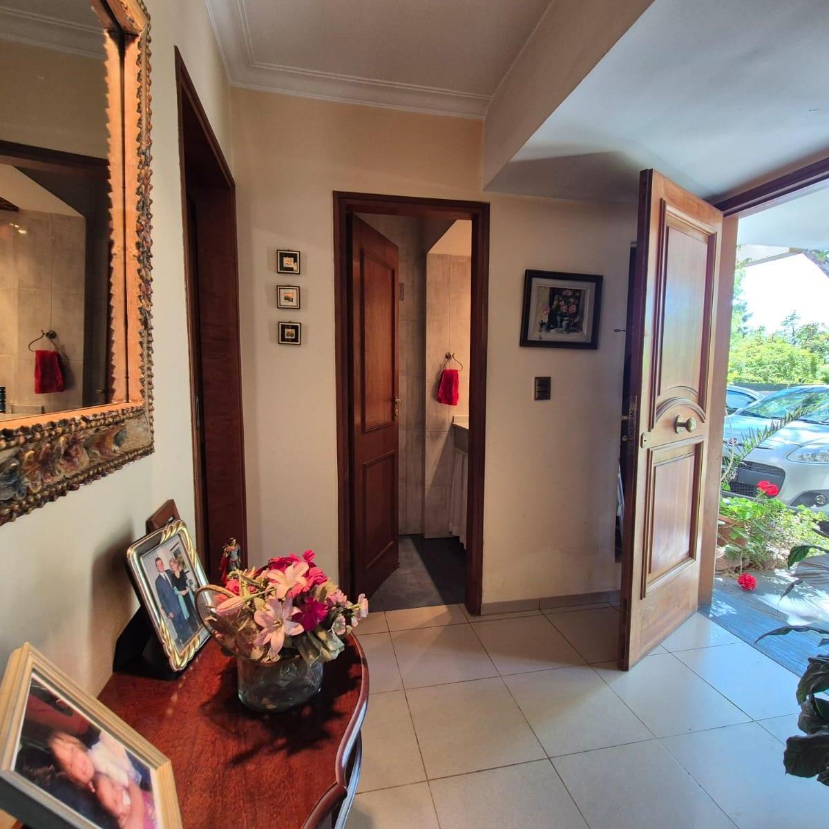 Hermosa Casa en Pb, Cercanías Jumbo Chacras de Coria. 2