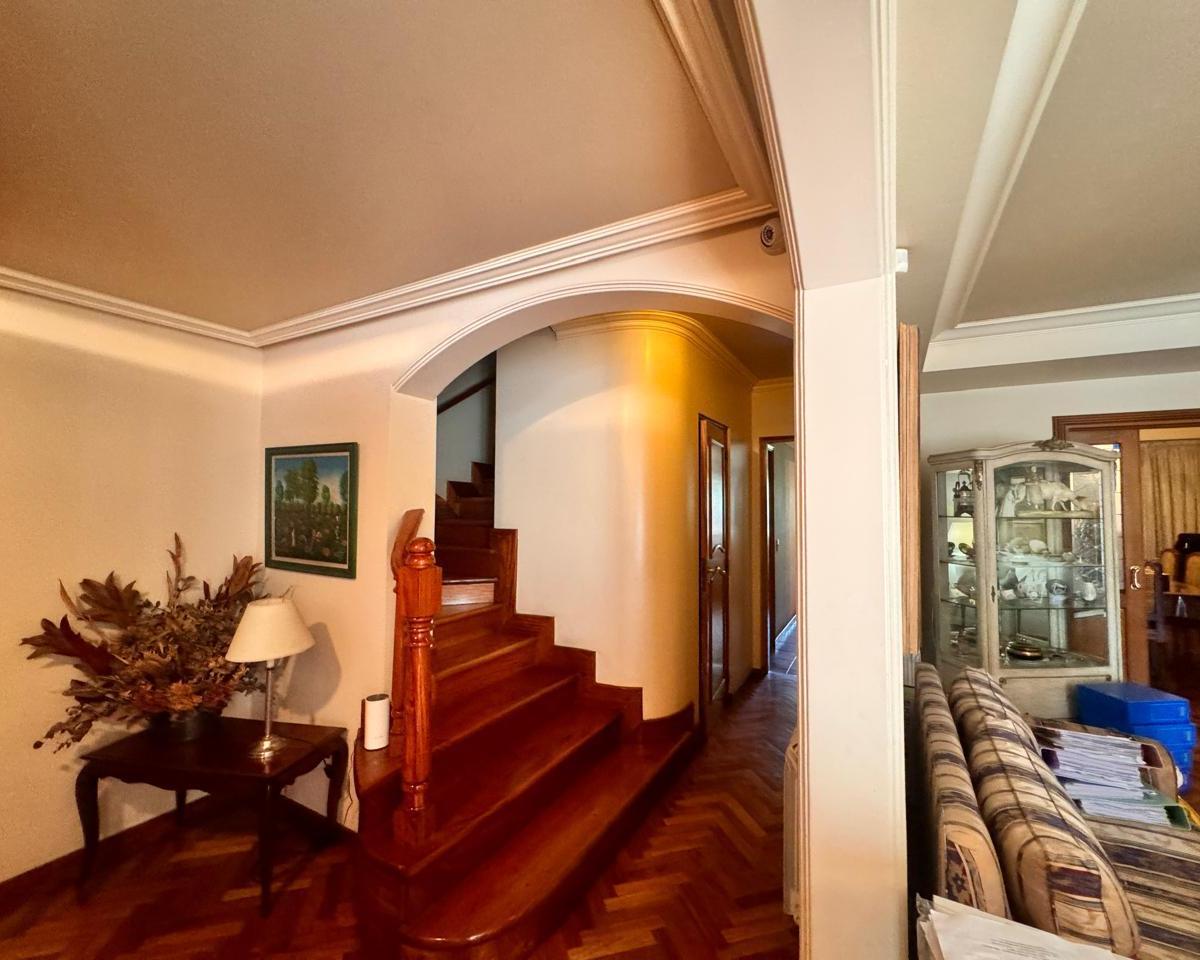Espectacular Casa en La 5ta Sección 2