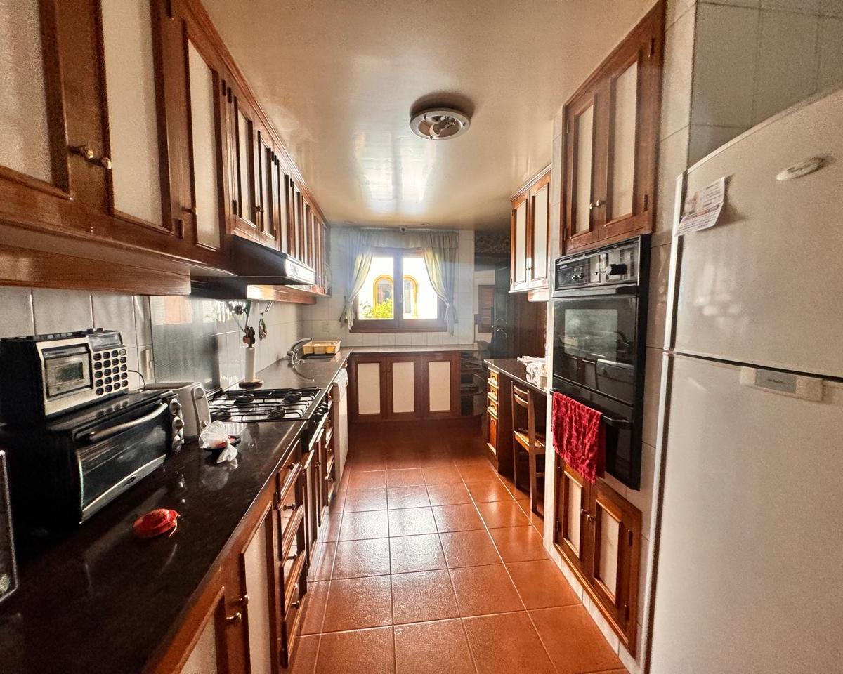 Espectacular Casa en La 5ta Sección 3