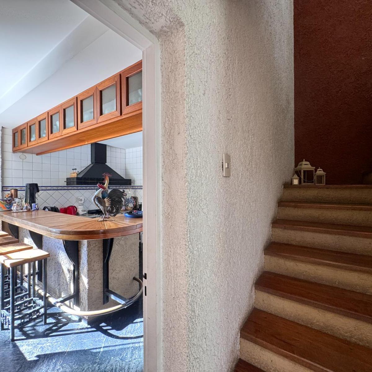 Casa en Venta en El Huerto, Chacras de Coria – Diseño Arquitectónico Único 5
