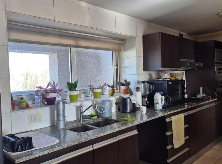 Se vende Espectacular departamento en Edificio Tirreno Golf ! 4