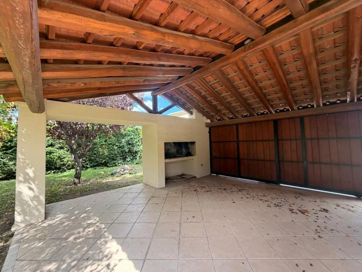 Lindísima casa en B. Privado Candelas II 3
