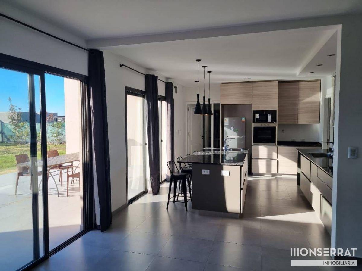 Foto de Oportunidad! Barrio Las Retamas. Casa de categoria en venta. Gran, imagen 5