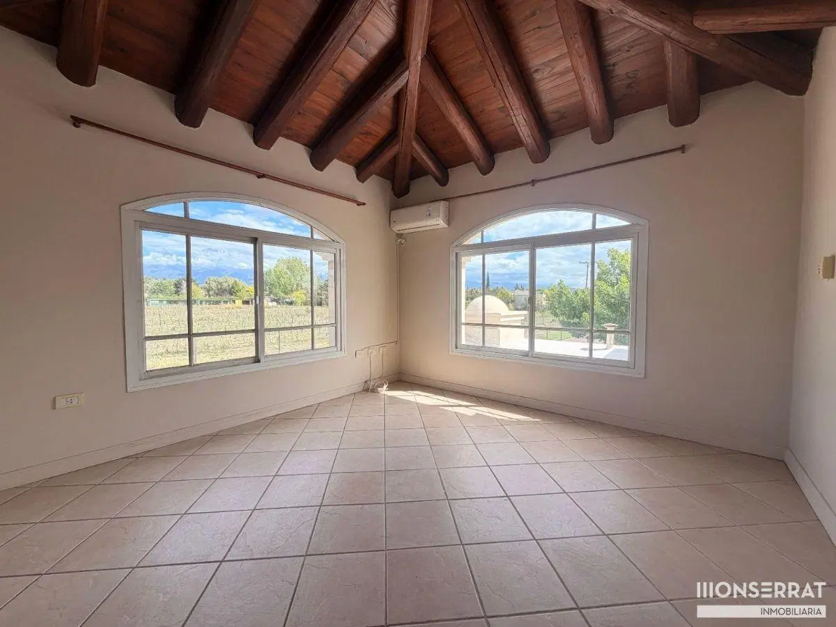 Casa en venta Las Candelas. 3 dormitorios, 3 baños. Increíbles vistas 4