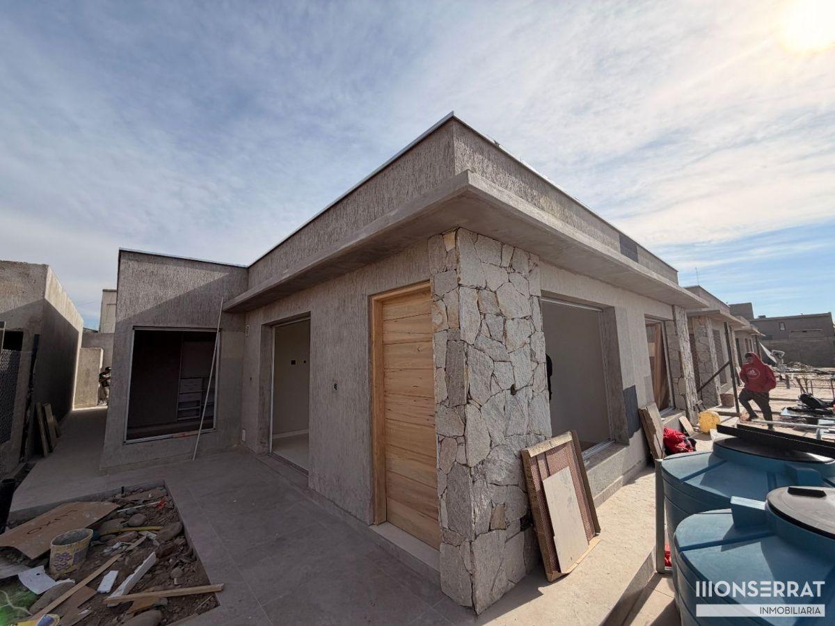 Casa en venta c/ cochera en Maipú