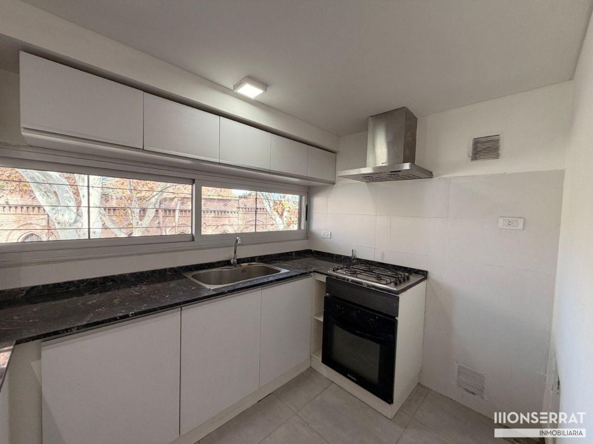 Foto de Departamento en alquiler c/ cochera en 5.ª Sección. 2 dormit. + 2, imagen 5