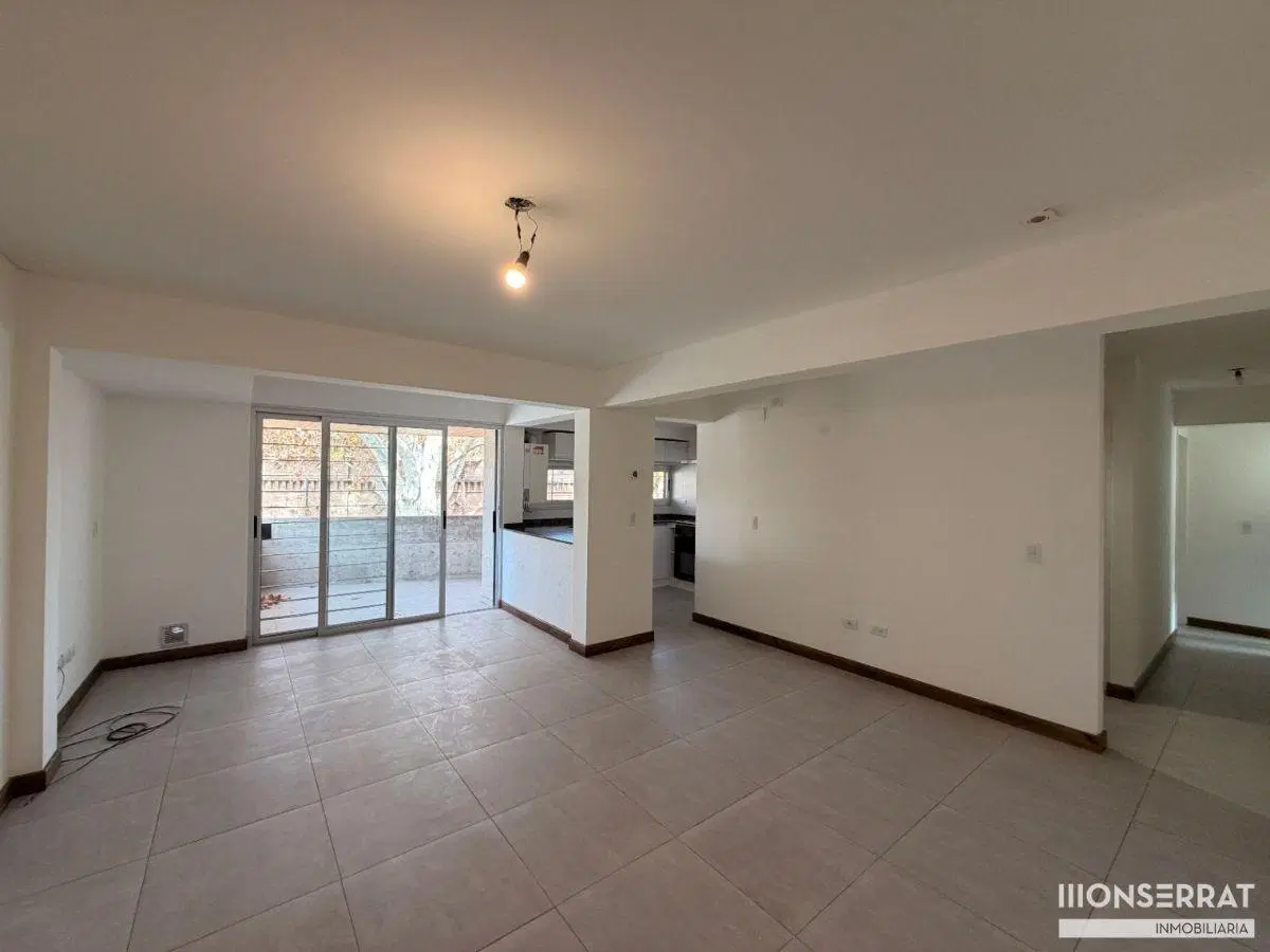 Departamento en alquiler c/ cochera en 5.ª Sección. 2 dormit. + 2 baños. Pileta 1