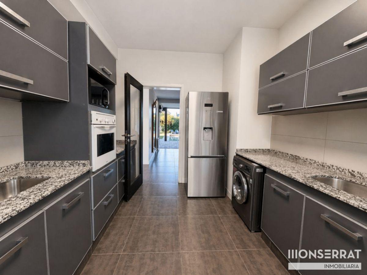 Foto de Casa en venta en Rincón de Terrada. 3 dormitorios (2 en PB) Galería. Pileta, imagen 5
