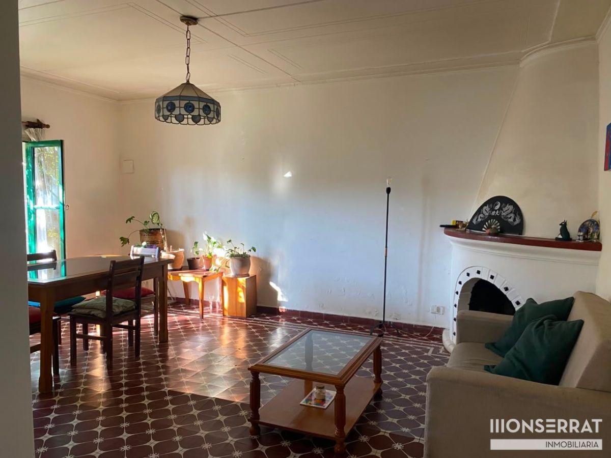 Foto de Casa en alquiler 2 o 3 dormitorios. Jardín. Cochera. 6ta sección!, imagen 2