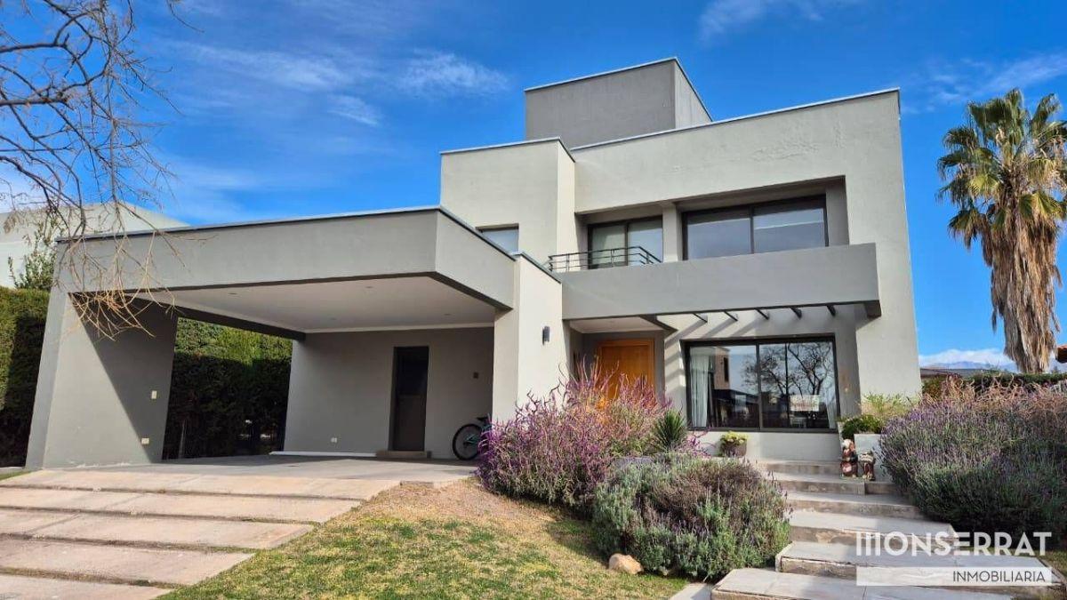 Foto de Casa en venta en Bº El Remanso, Chacras de Coria. 5 dorm. Quincho, imagen 1
