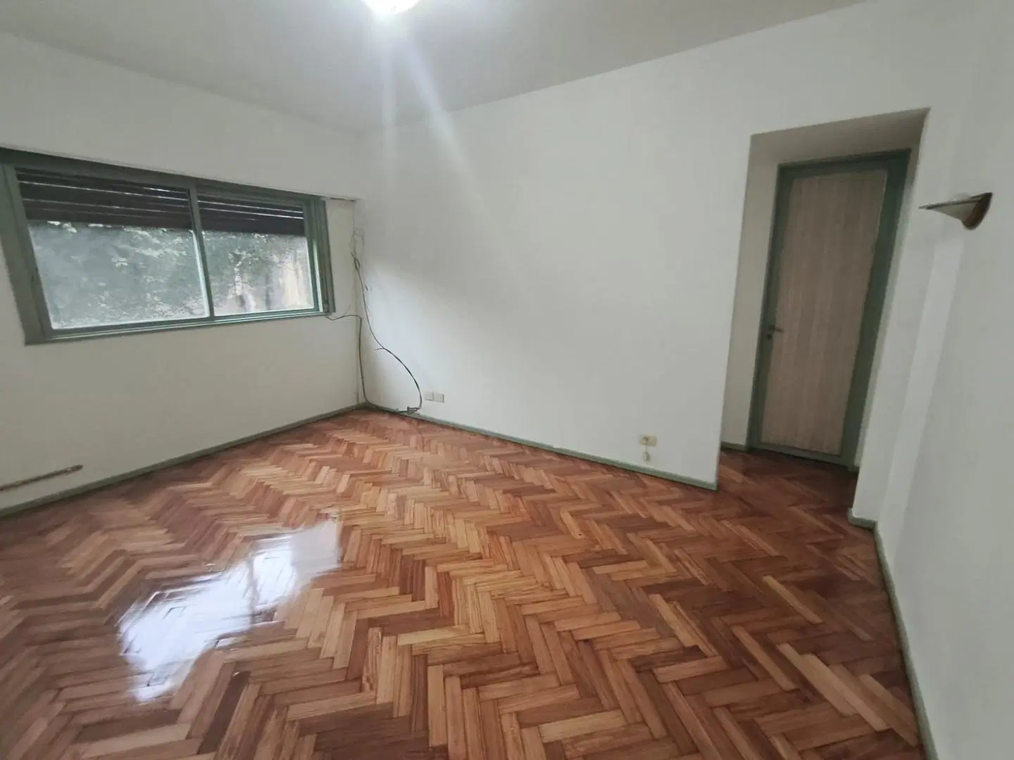 2 AMBIENTES 40 M2 AL CONTRAFRENTE 5