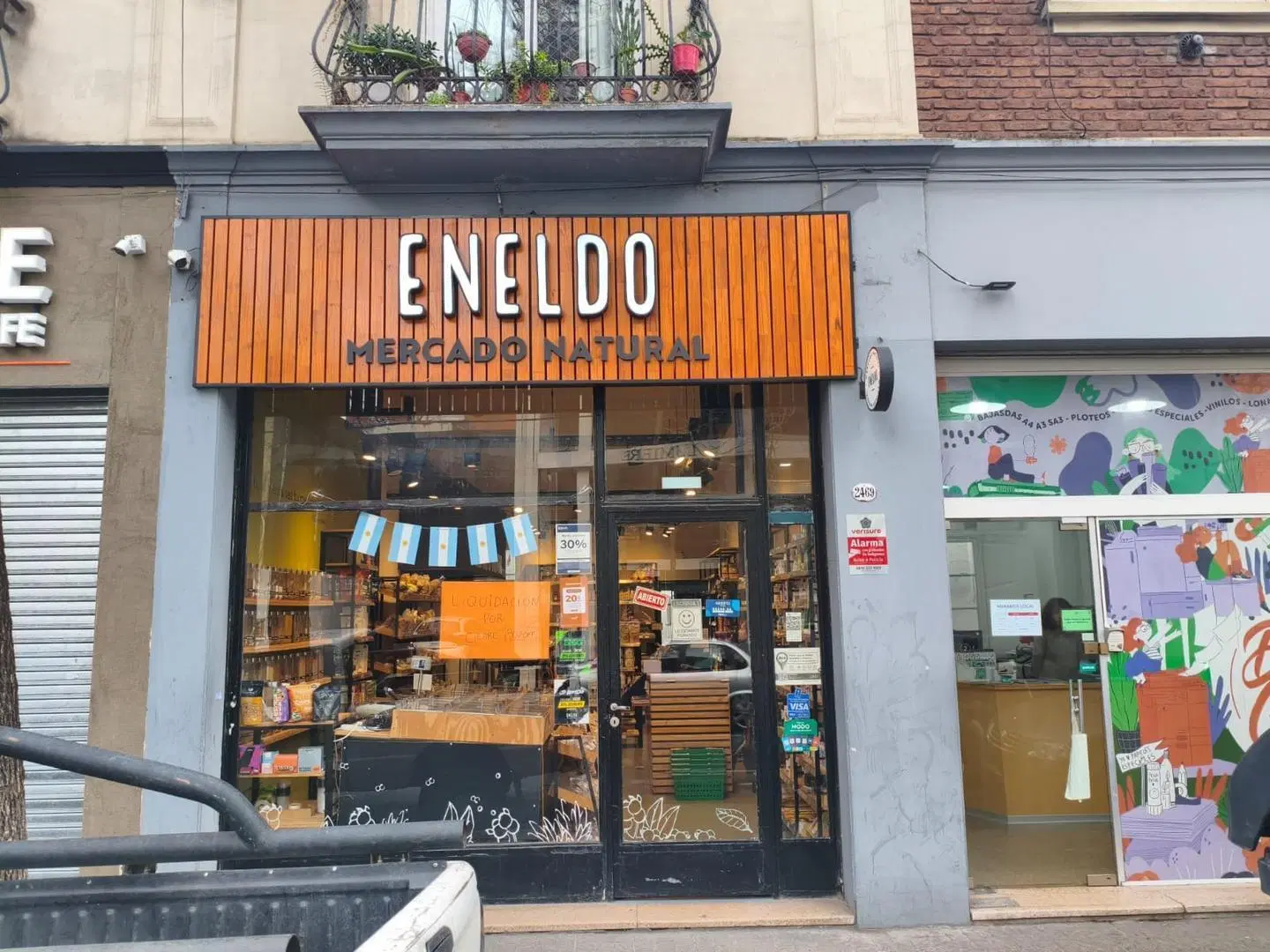 ESTUPENDO LOCAL COMERCIAL MONROE ENTRE CABILDO Y C DE LA PAZ 3