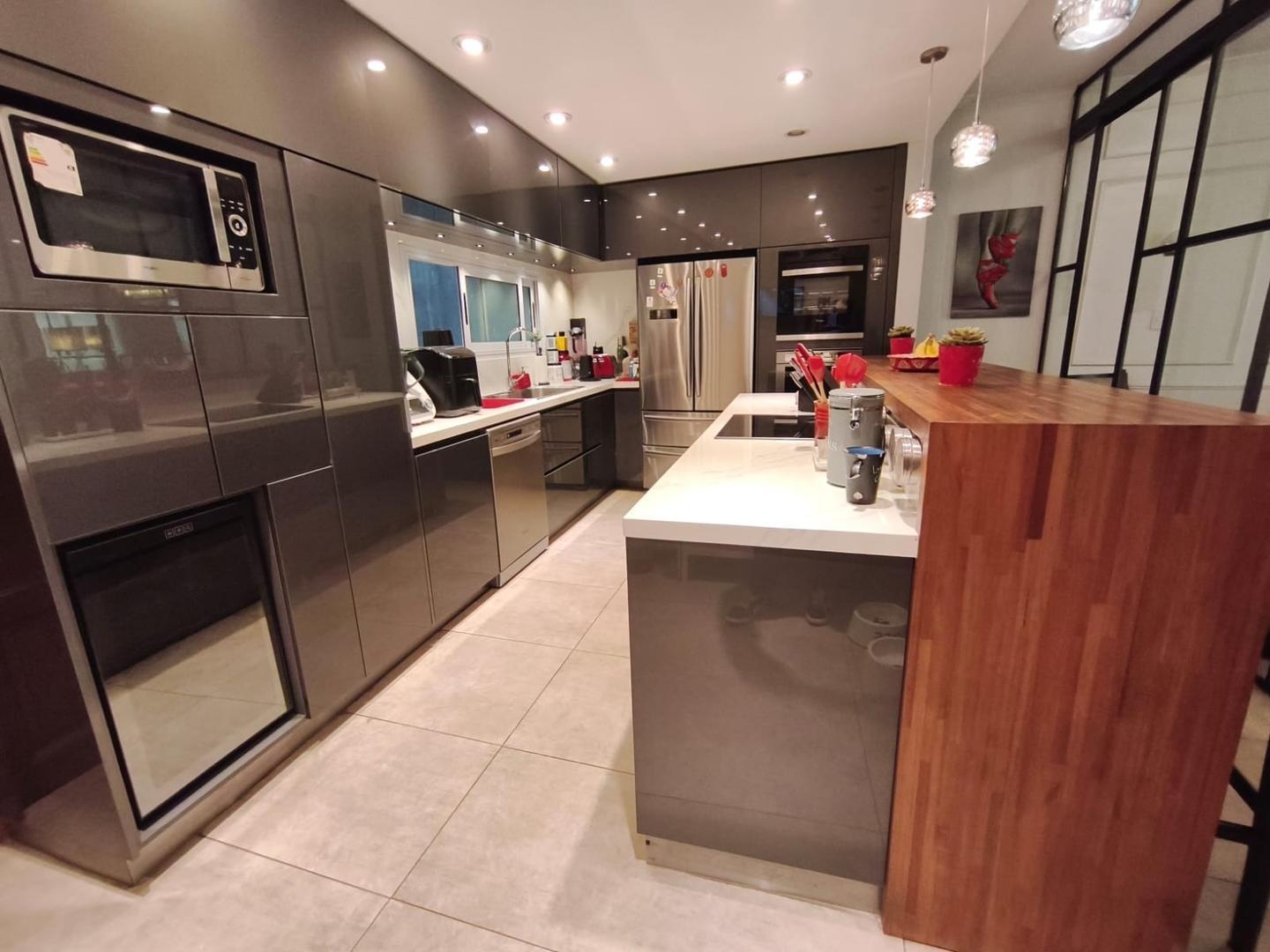 Foto de IMPONENTE PISO 4 AMBIENTES C/DEP REMODELADO!!, imagen 5