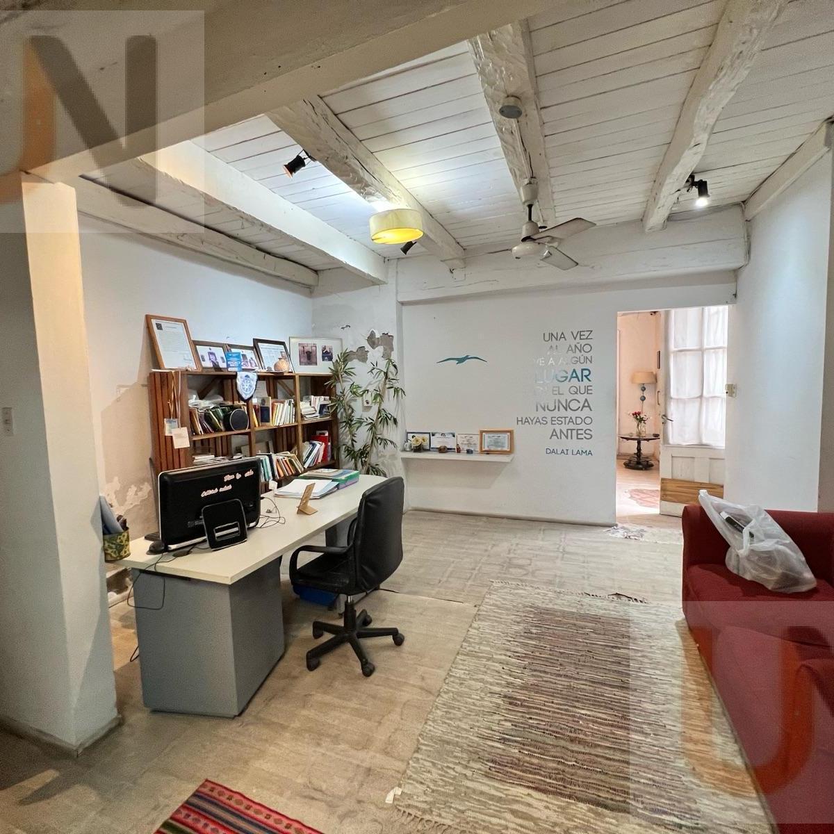 Excelente Local en Venta en Microcentro Tucumano 5