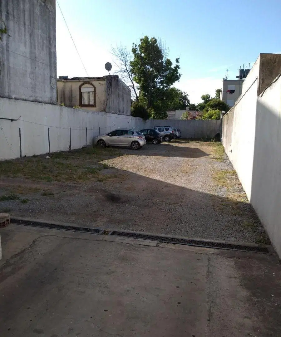 VENTA ! 67 E/ 2 Y 3 2