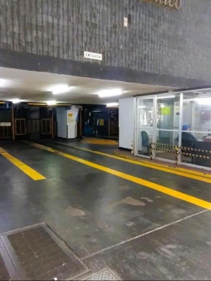 Foto de Cochera en venta en zona Tribunales - Uruguay 300 - Oportunidad, imagen 2