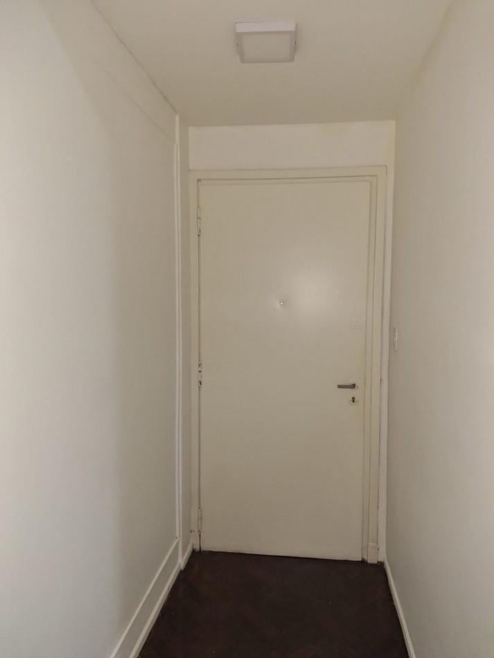 Foto de DEPARTAMENTO 3 AMBIENTES AMPLIOS Y LUMINOSOS | 68 m² | SAN NICOLAS |, imagen 2