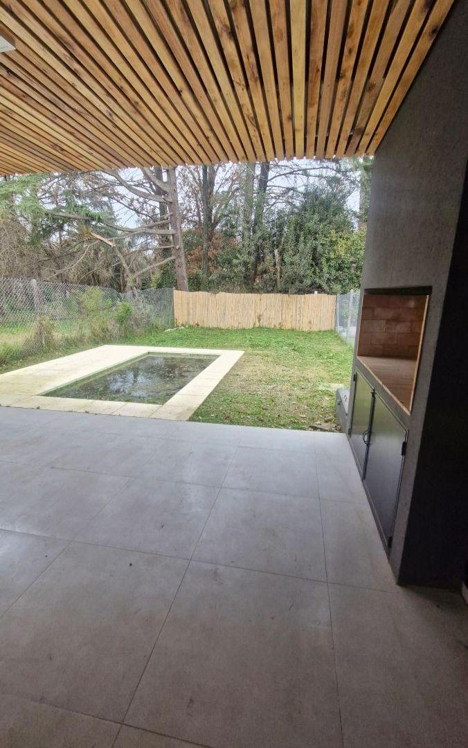 Foto de DUEÑO VENDE- Casa 3 dormitorios a estrenar - Barrio Los Troncos., imagen 4