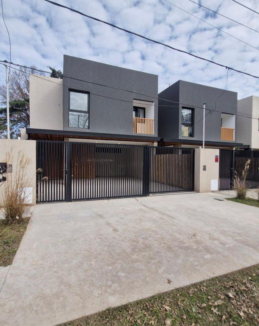 Foto de DUEÑO VENDE- Casa 3 dormitorios a estrenar - Barrio Los Troncos., imagen 3