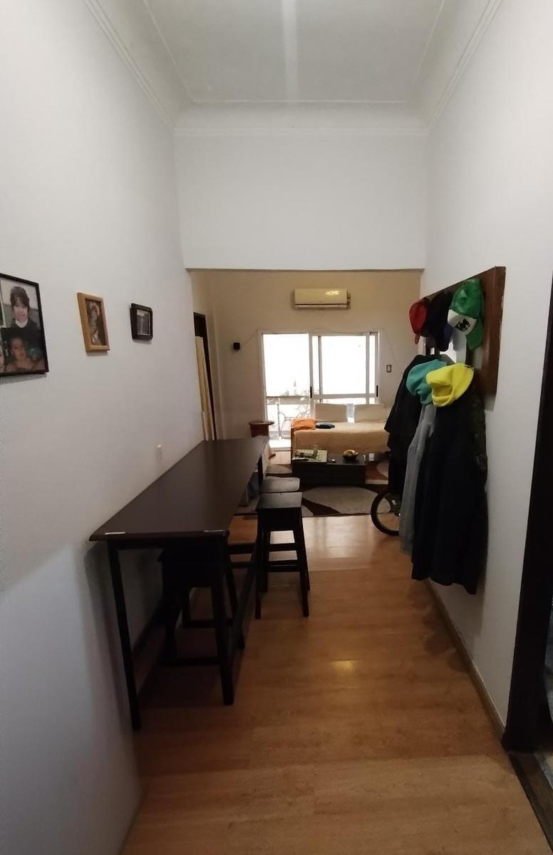 Amplio 3 Ambientes en Pb con Patio - Ubicación Estratégica 2