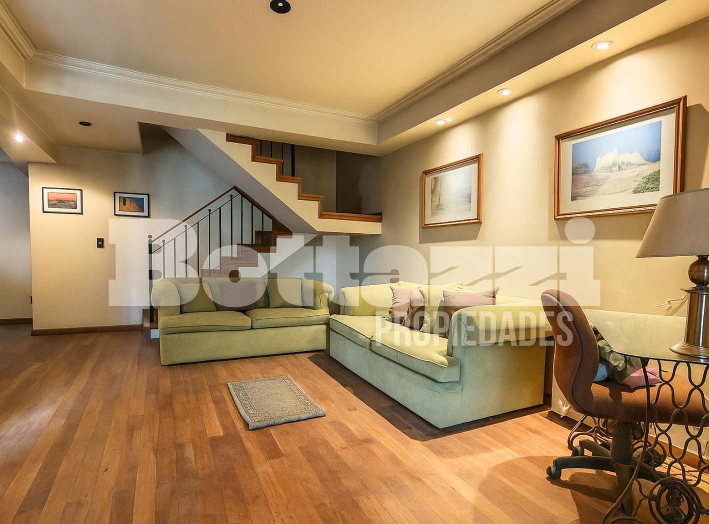 Foto de Hermoso chalet 4 ambientes con parque y quincho, imagen 1