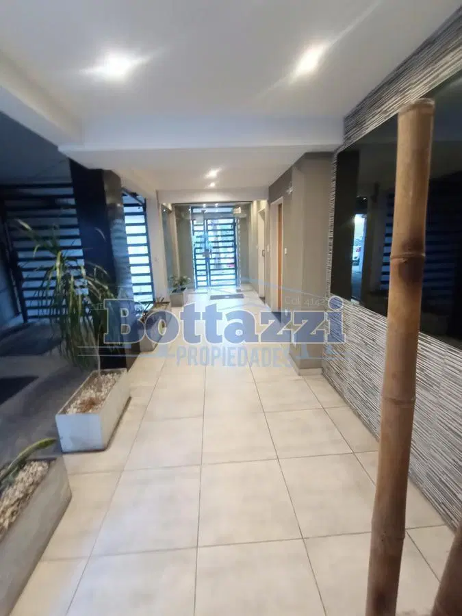 Excelente departamento a estrenar con cochera y terraza propia con parrilla 5