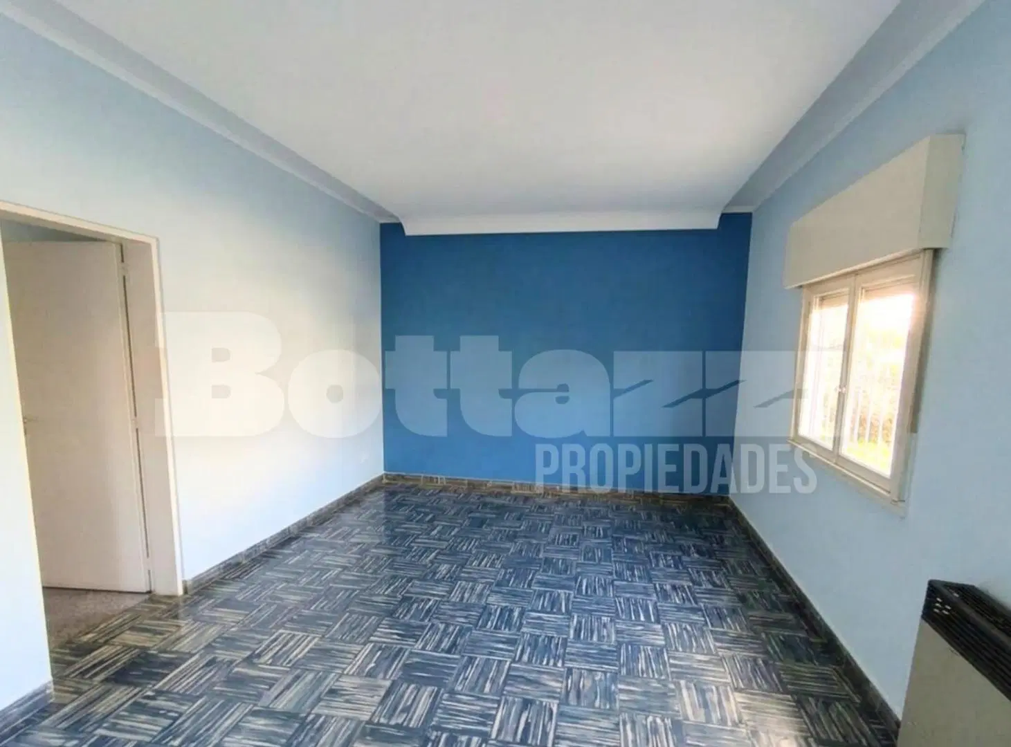 PH Interno con ärea verde en Banfield Este 1