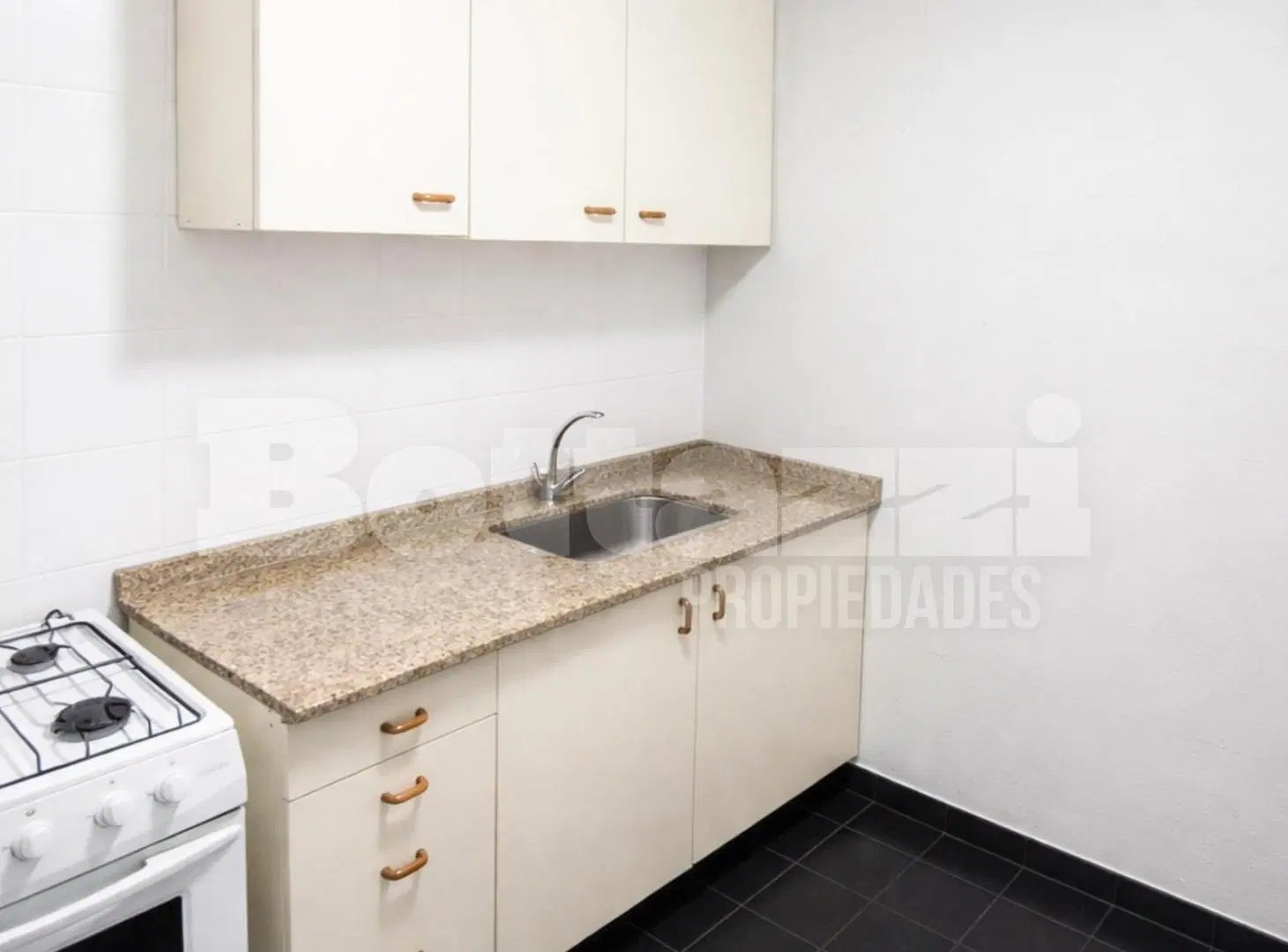PH Interno con ärea verde en Banfield Este 5